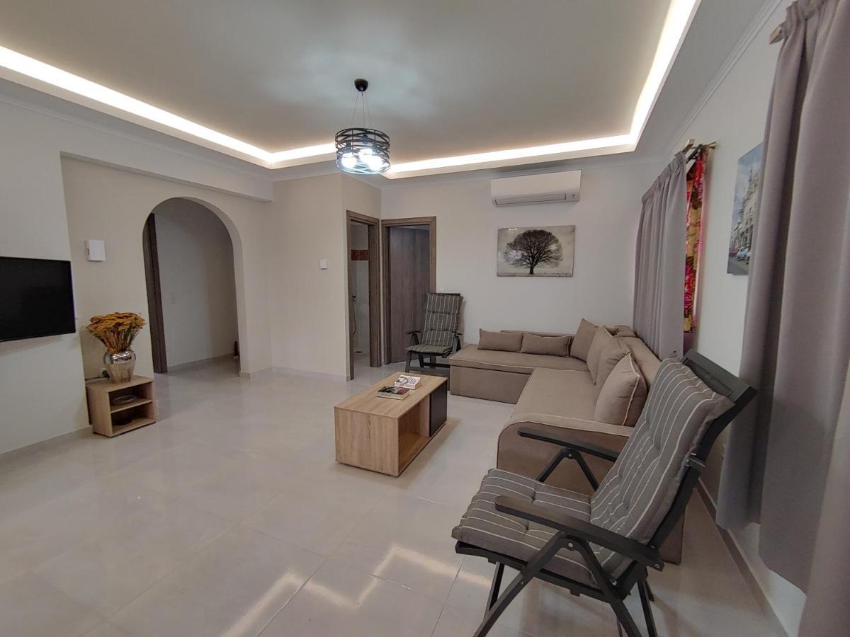Stefanos' Appartement Litheres